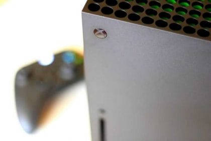 Die Xbox Series X überzeugt durch Leistung und eine elegante Optik. Foto: André Volkmann