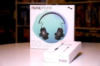 Die kabellosen Bluetooth-Kopfhörer von Nura kosten rund 400 Euro und gehören damit zweifellos in die Luxusklasse. Foto: André Volkmann