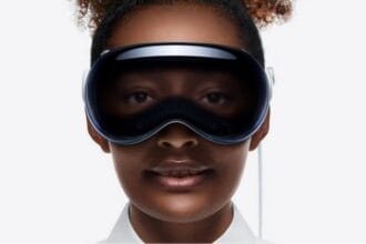 Die Apple Vision Pro wird ab 2. Februar in den USA ausgeliefert. Foto: Apple