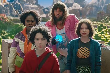 Minecraft teaser disappoints players and triggers shitstorm. Image: Warner Bros.&nbsp;